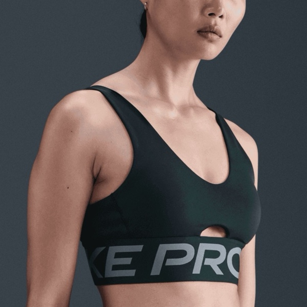 NWT - PRO INDY PLUNGE MEDIUM-SUPPORT PADDED SPORTS BRA - WOMEN'S - Large